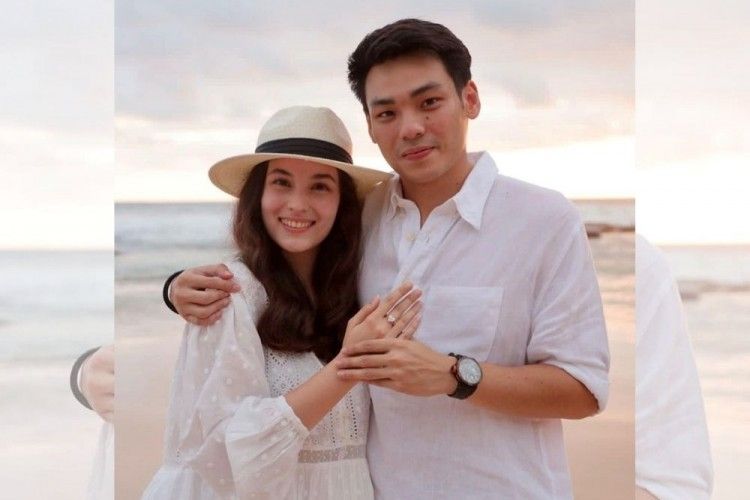 9 Momen Lamaran Chelsea Islan dan Rob Clinton, Romantis!