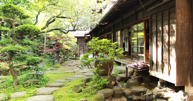 Perhatikan 5 Elemen ini Saat Mendekorasi Taman Bergaya Jepang
