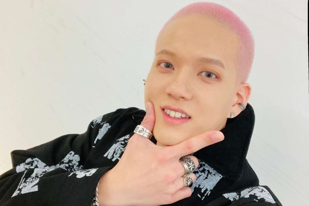5 Idol Kpop Ini Tampil Gagah dengan Rambut Botak