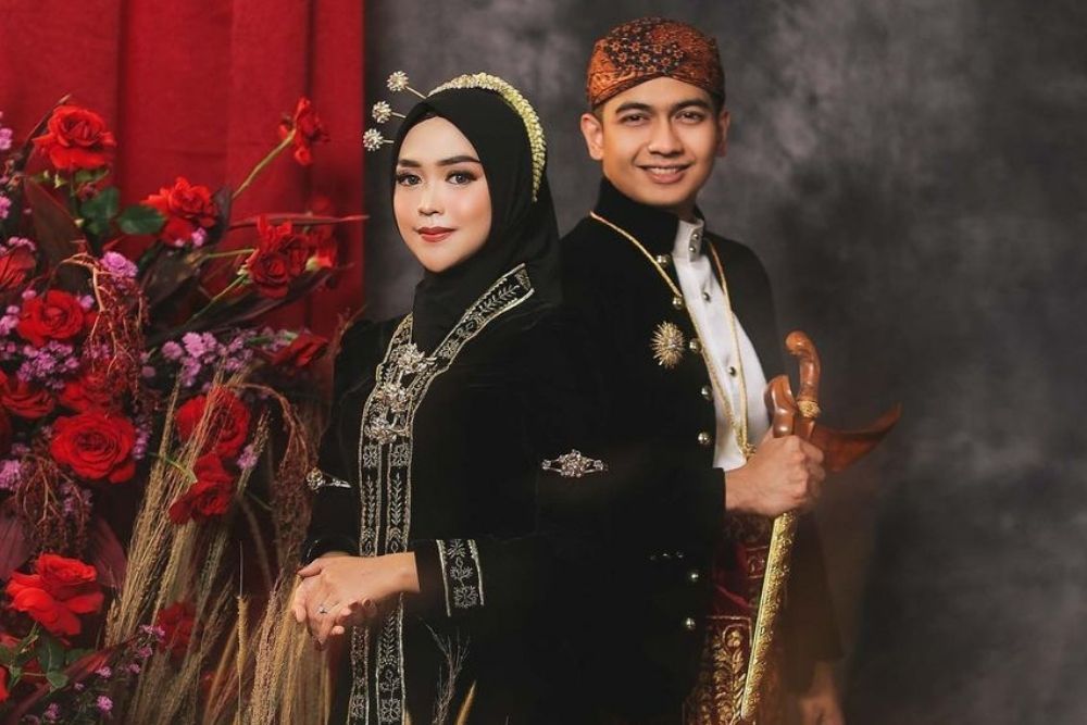 Dari Anak SMA Hingga Adat Aceh, Manisnya Ria Ricis Ketika Pre-Wedding 