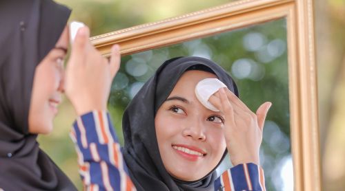 Tren Makeup yang Bakal Hits di Tahun 2022, Cari Tahu Yuk!