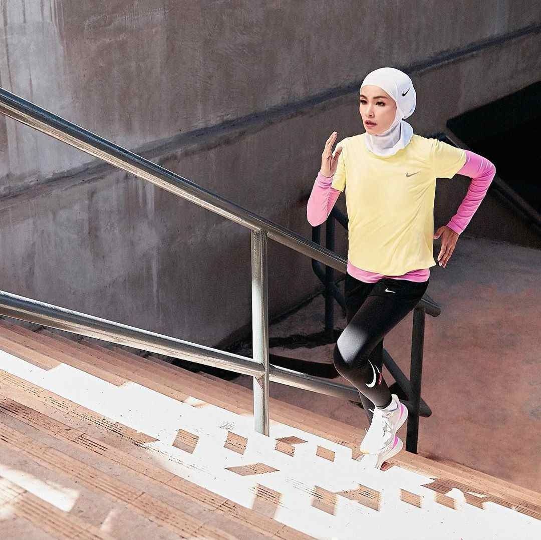 Tips Memilih Outfit Jogging untuk Perempuan Hijab