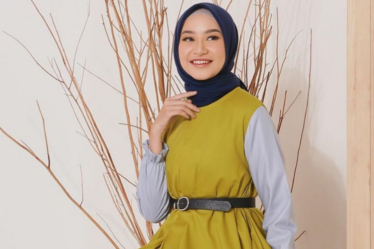 Wajib Tahu! Warna Jilbab yang Cocok dengan Baju Kuning