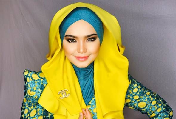 Padu-padan Warna Hijab yang Harus Kamu Hindari