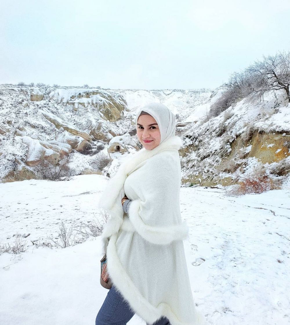 Sebelum Aris & Lidya, Artis Indonesia Ini Pamer Liburan di Cappadocia