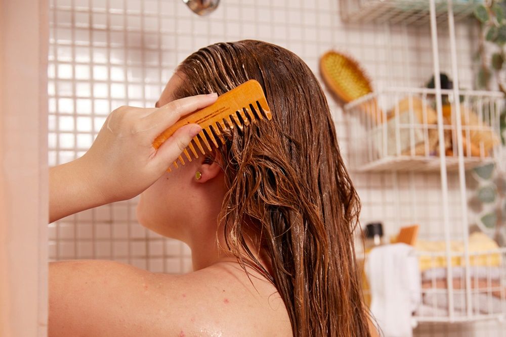 6 Kebiasaan yang Bikin Bad Hair Day
