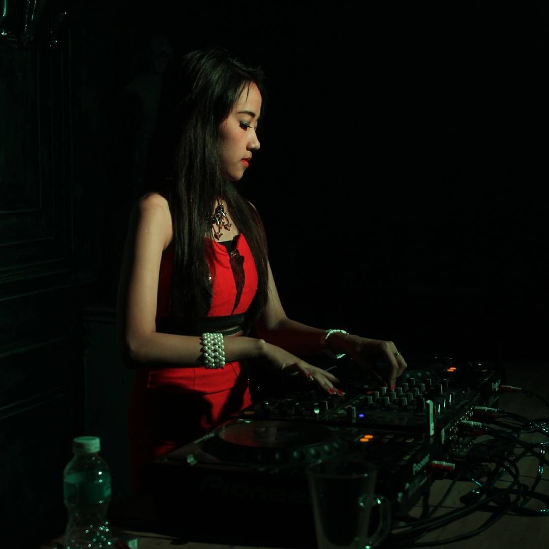 Fakta & Kronologi Tewasnya DJ Indah Cleo, Korban Bentrokan Maut Sorong
