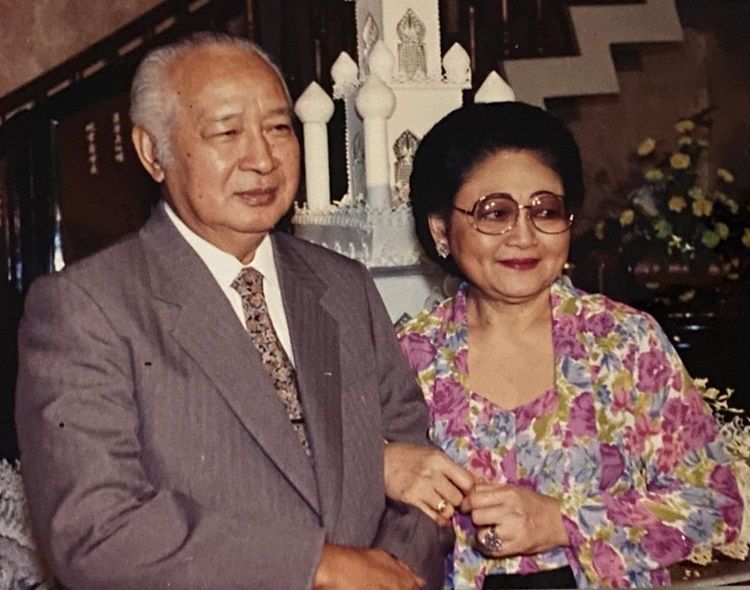 Dipisahkan Maut, Intip 13 Potret Lawas Soeharto dan Tien di Masa Lalu