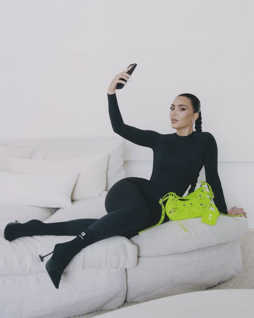 Balenciaga Umumkan Kim Kardashian Resmi Jadi Model Terbaru
