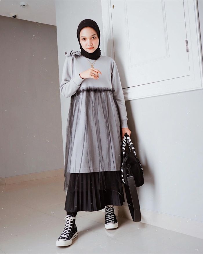 Inspiration for Tunic and Pleated Skirts for Hijabers
