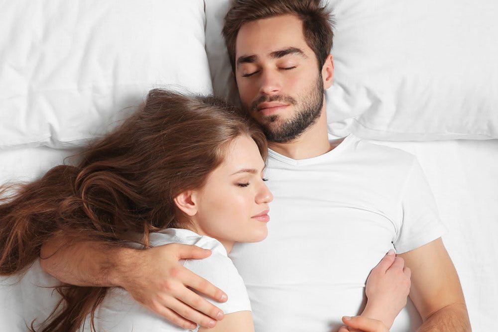 9 Tips Menjaga Kehangatan dengan Pasangan Saat Bulan Puasa