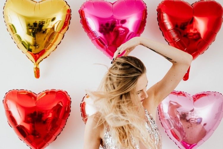 8 Tradisi Perayaan Hari Valentine yang Unik di Berbagai Negara