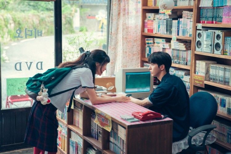 Romantis, Ini 7 Drama Korea Tentang Flashback Kisah Cinta Masa Muda