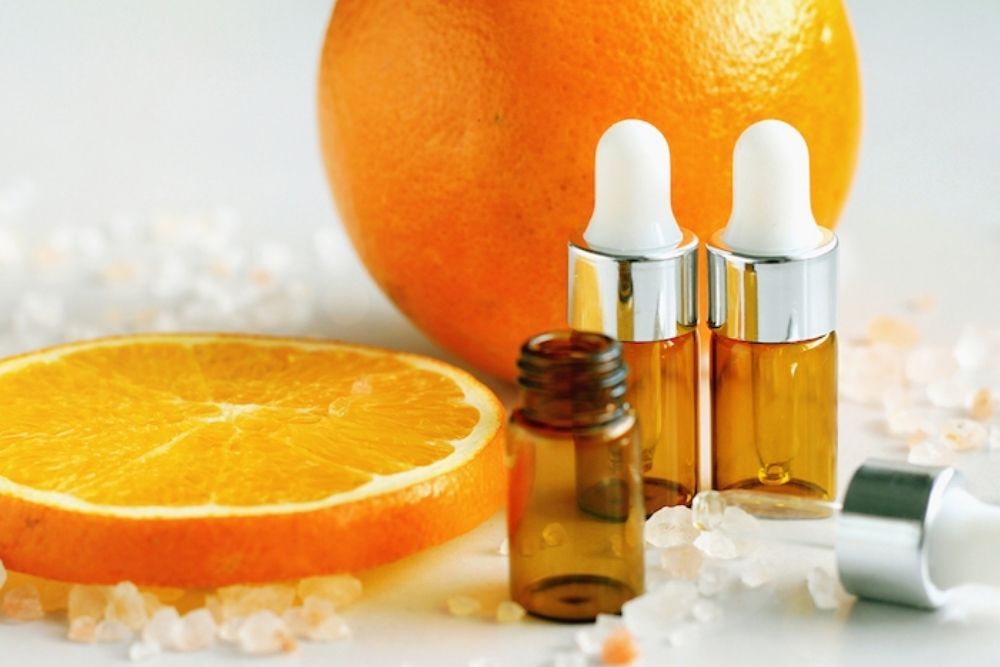Here's How To Store Vitamin C Serum So It Doesn't Oxidize 