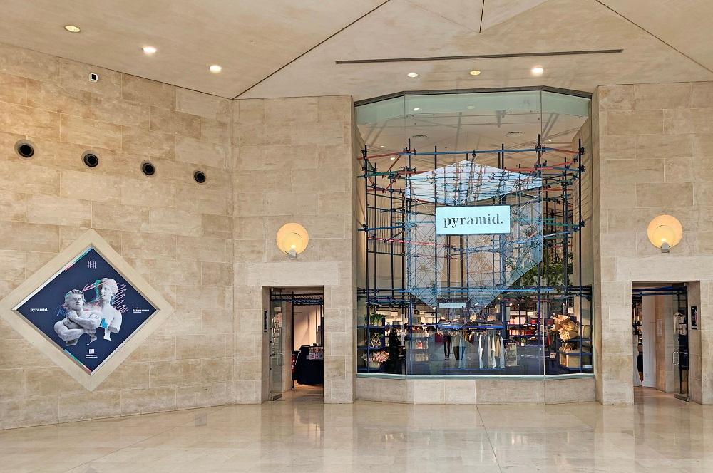 Mengenal Carrousel Du Louvre, Tempat Perhelatan Paris Fashion Week