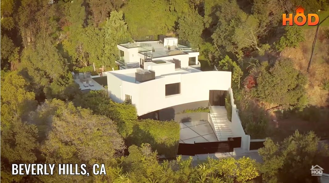 17 Potret Rumah Brooklyn Beckham di Beverly Hills Senilai Rp150 Miliar