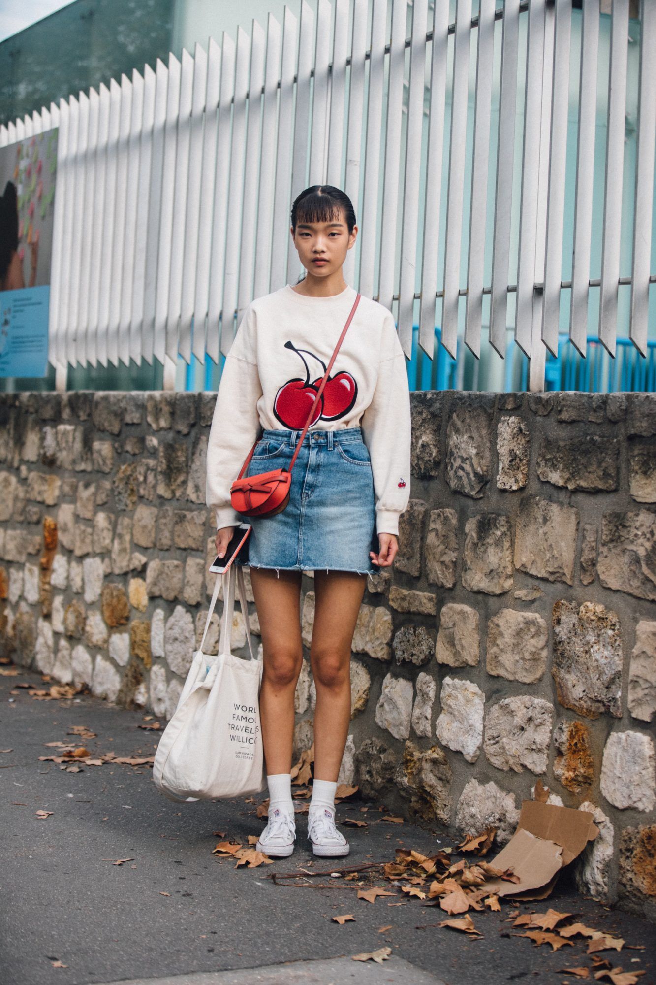 denim skirt and converse