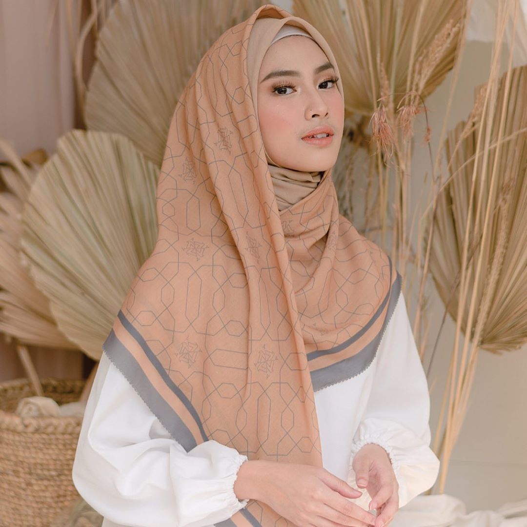 #PopbelaOOTD: Rekomendasi Hijab Manis untuk Lebaran Tahun Ini