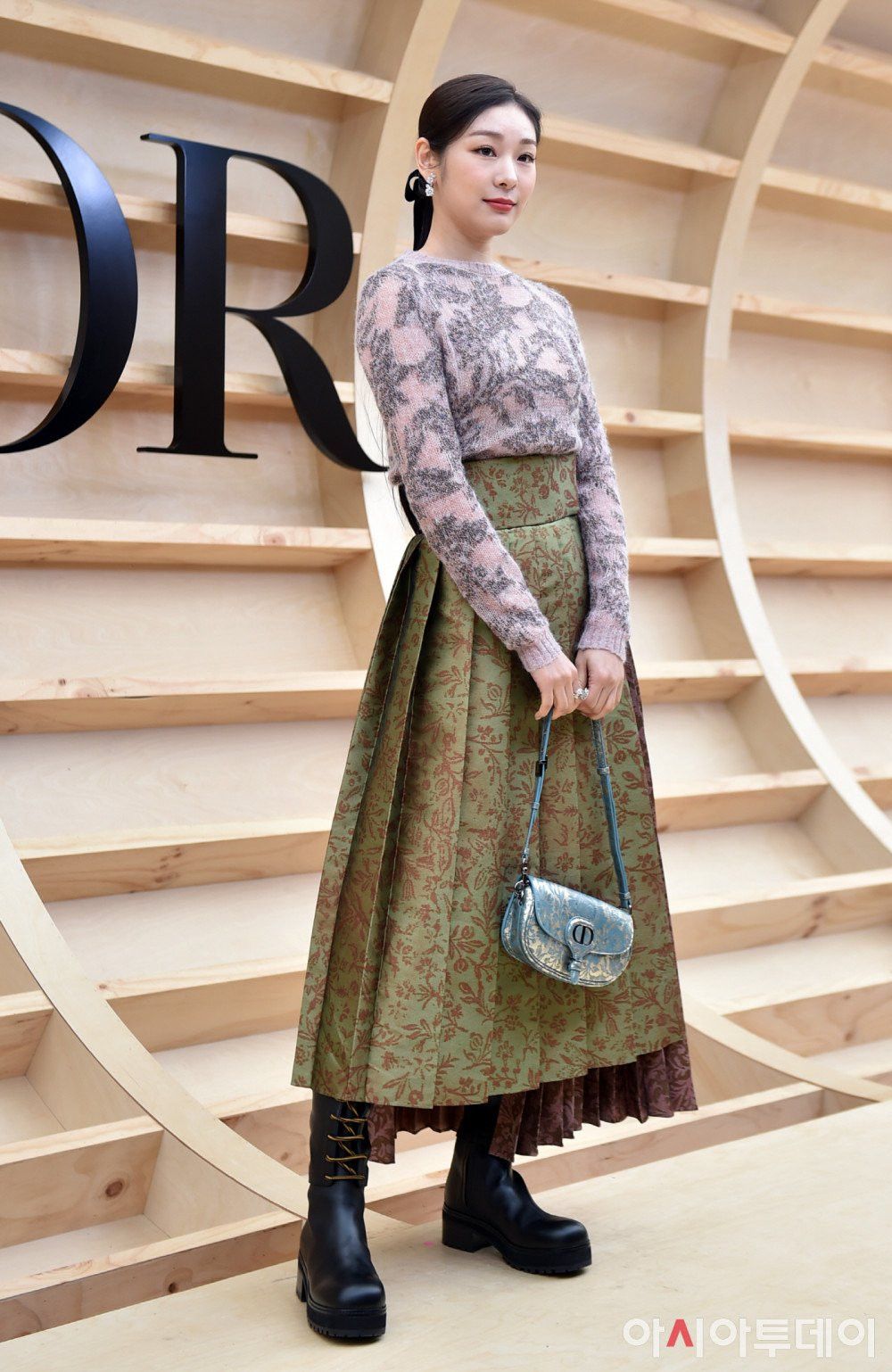 Gaya Mewah Artis Korea di Dior Fall 2022 Fashion Show