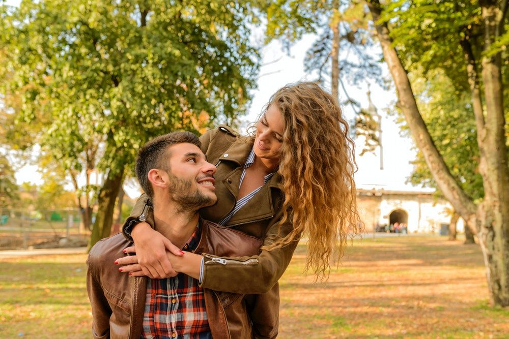 5 Kriteria Penting yang Perlu Ditetapkan Saat Mencari Pasangan Hidup