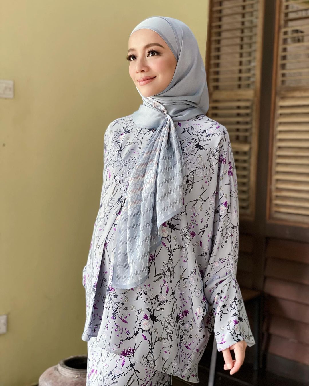 Inspirasi Gaya Hijab Melayu a La Selebgram Malaysia