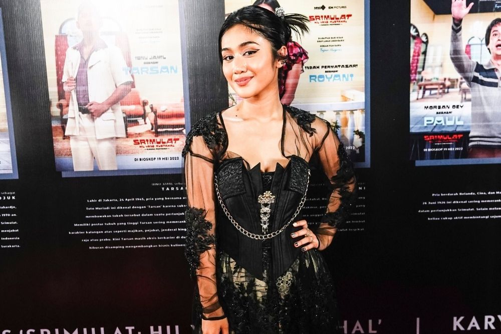 Potret Memukau Cast 'Srimulat: Hil yang Mustahal' di Gala Premiere