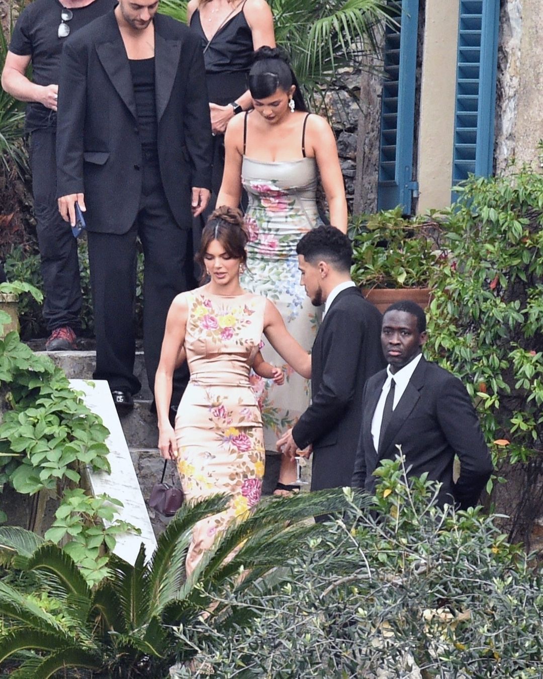Potret Seksi Keluarga Kardashian-Jenner di Pernikahan Kourtney