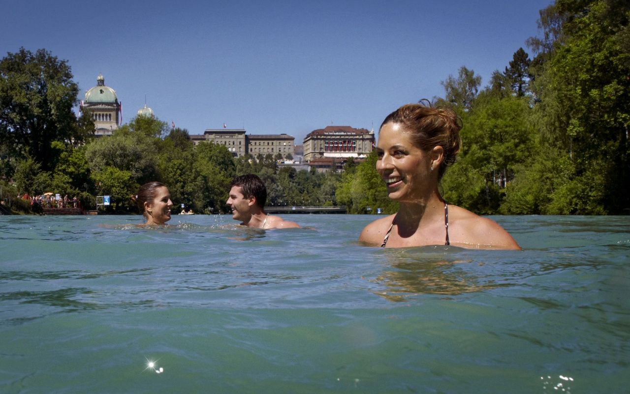 11 Fakta Sungai Aare di Swiss, Airnya Biru Kehijauan Sebening Kristal