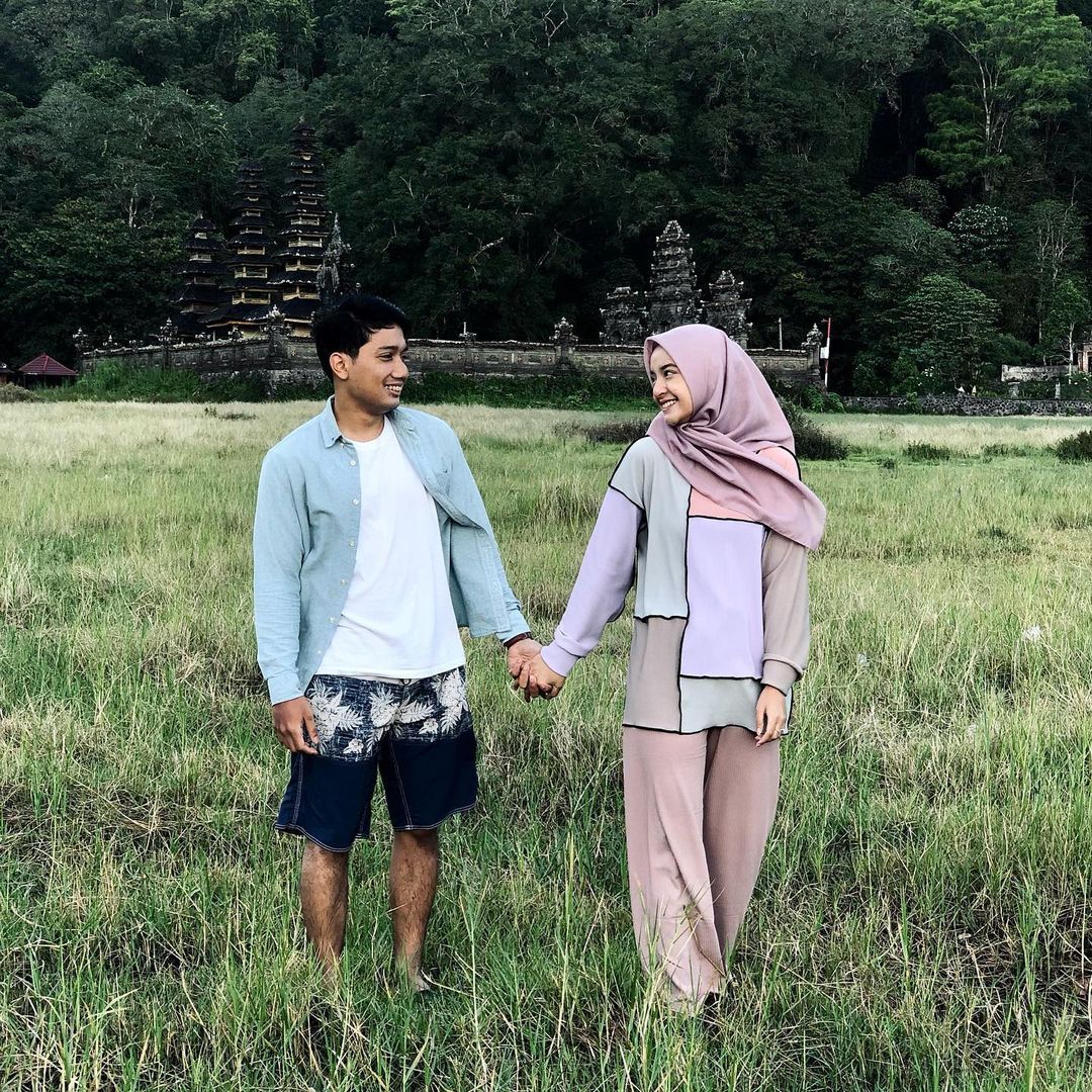 Mengenang Gaya Kompak Eril, Anak Ridwan Kamil dengan Kekasih