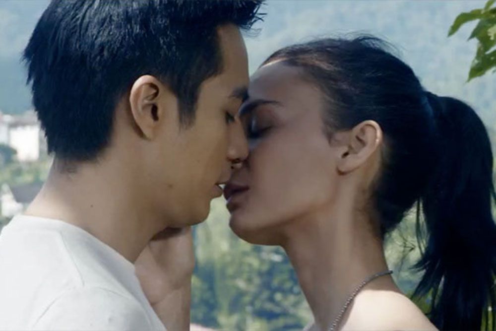 7 Adegan Panas Baim Wong dalam Film, Dari Ciuman Hingga Seks!
