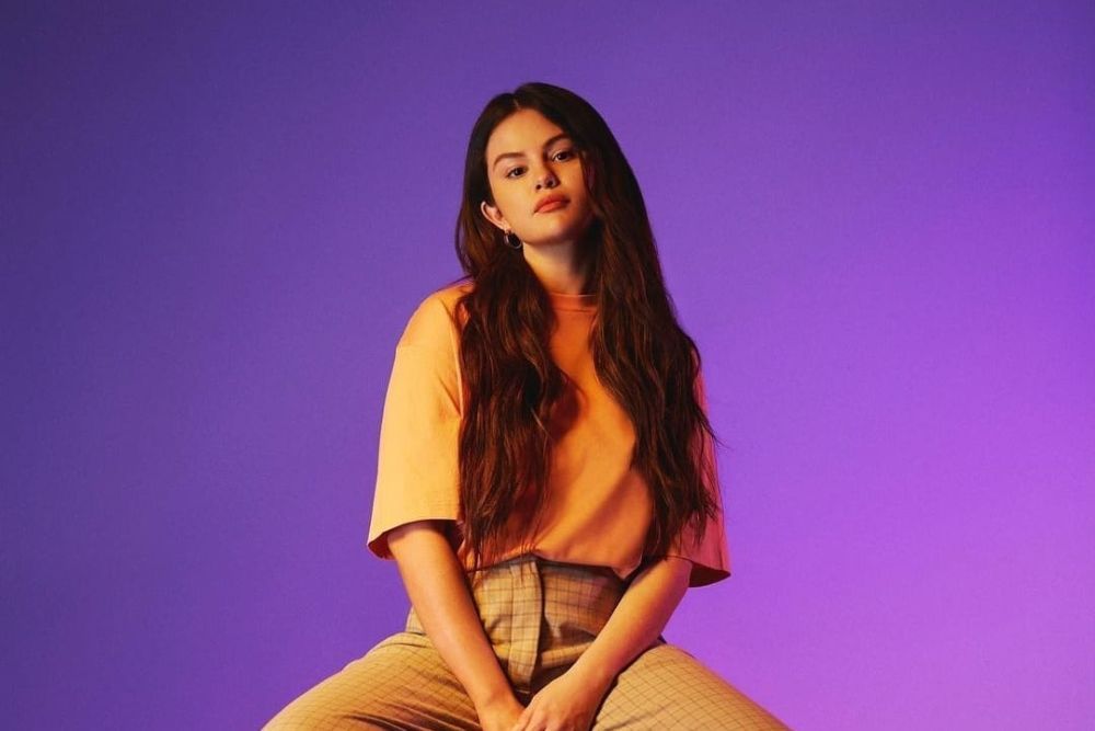 Selena Gomez Buka-bukaan Soal Masalah Percintaan dan Kesehatan