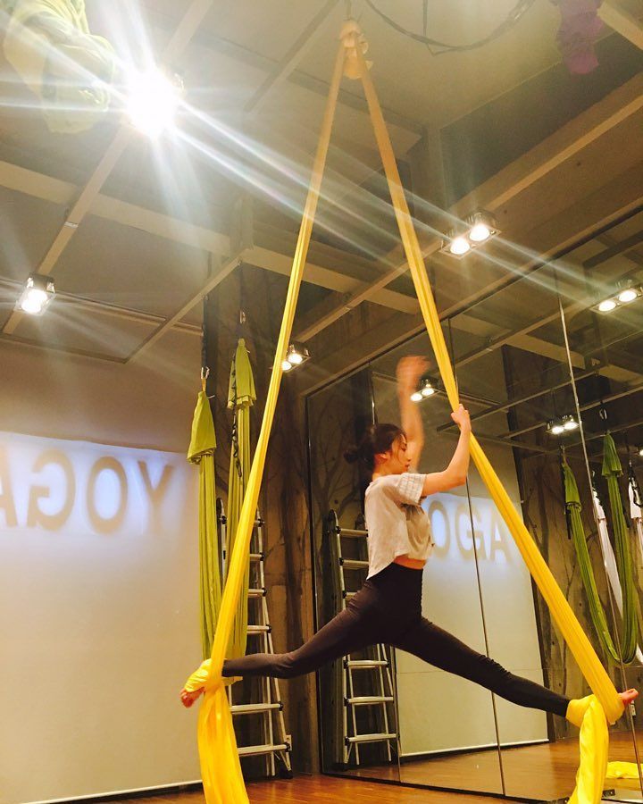 Stay in Good Body, This Korean Hobby Artist Does Flying Yoga