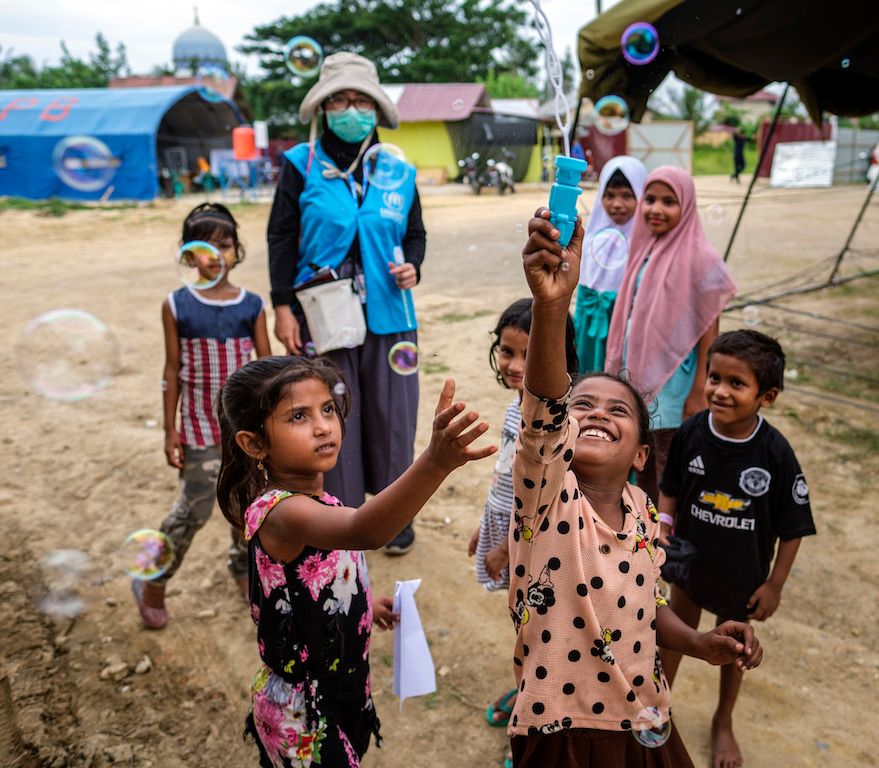 UNIQLO Indonesia Ajak Pelanggan Beri Dukungan Bagi Para Pengungsi 