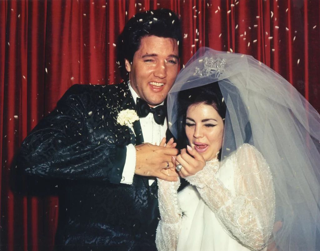 Gaun Pernikahan Priscilla Presley Dibuat Ulang untuk Film 'Elvis'