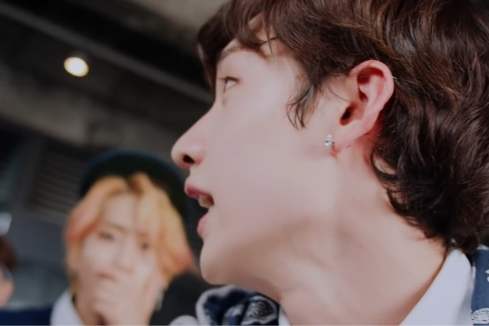 Nggak Sadar, 9 Adegan Ini Tidak Direncanakan Ada di MV K-Pop