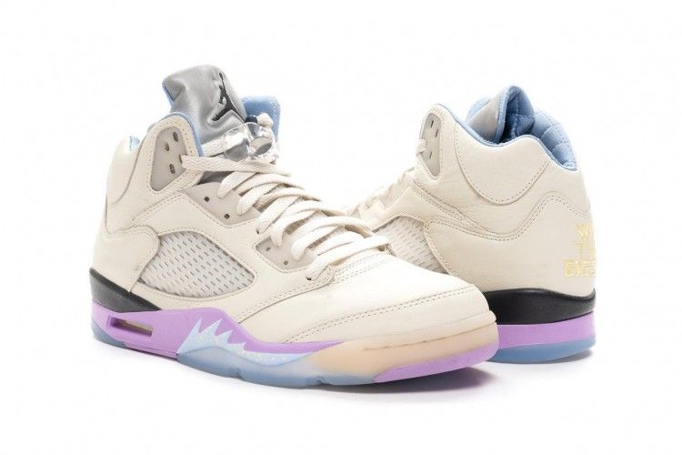 DJ Khaled Rilis Sneaker Air Jordan 5 Warna 'Sail' & 'Crimson Bliss'