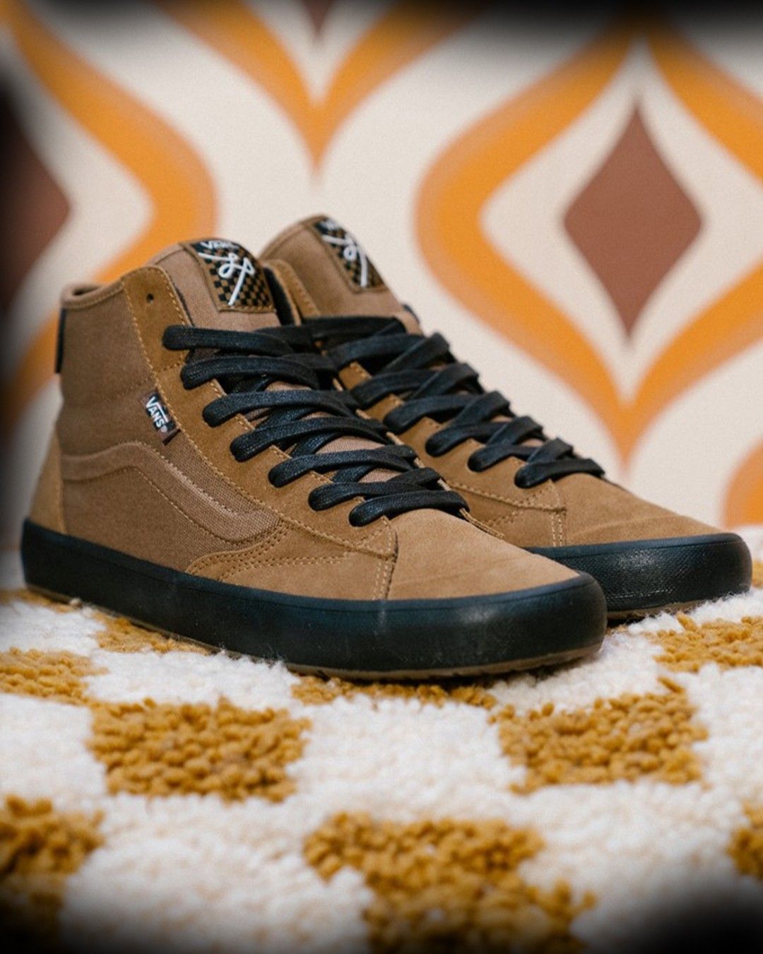 Kolaborasi Lizzie Armanto dan Vans untuk Sneaker Terbaru