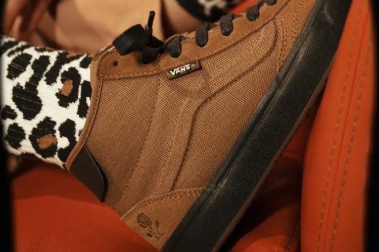 Kolaborasi Lizzie Armanto dan Vans untuk Sneaker Terbaru