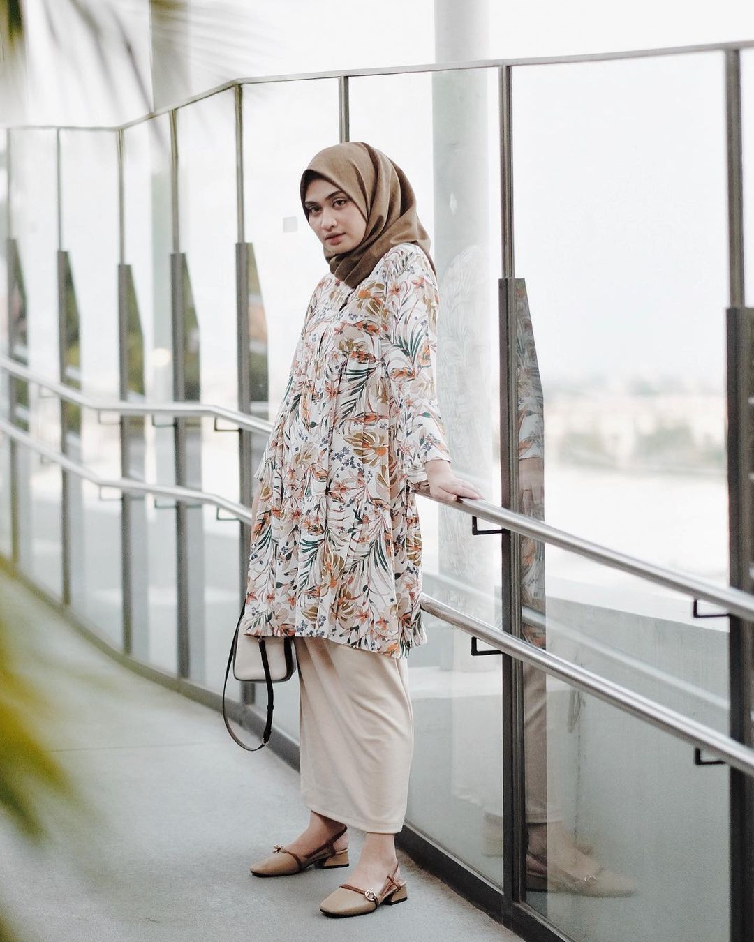 8 OOTD Rok Span Hijab yang Simpel tapi Fashionable 