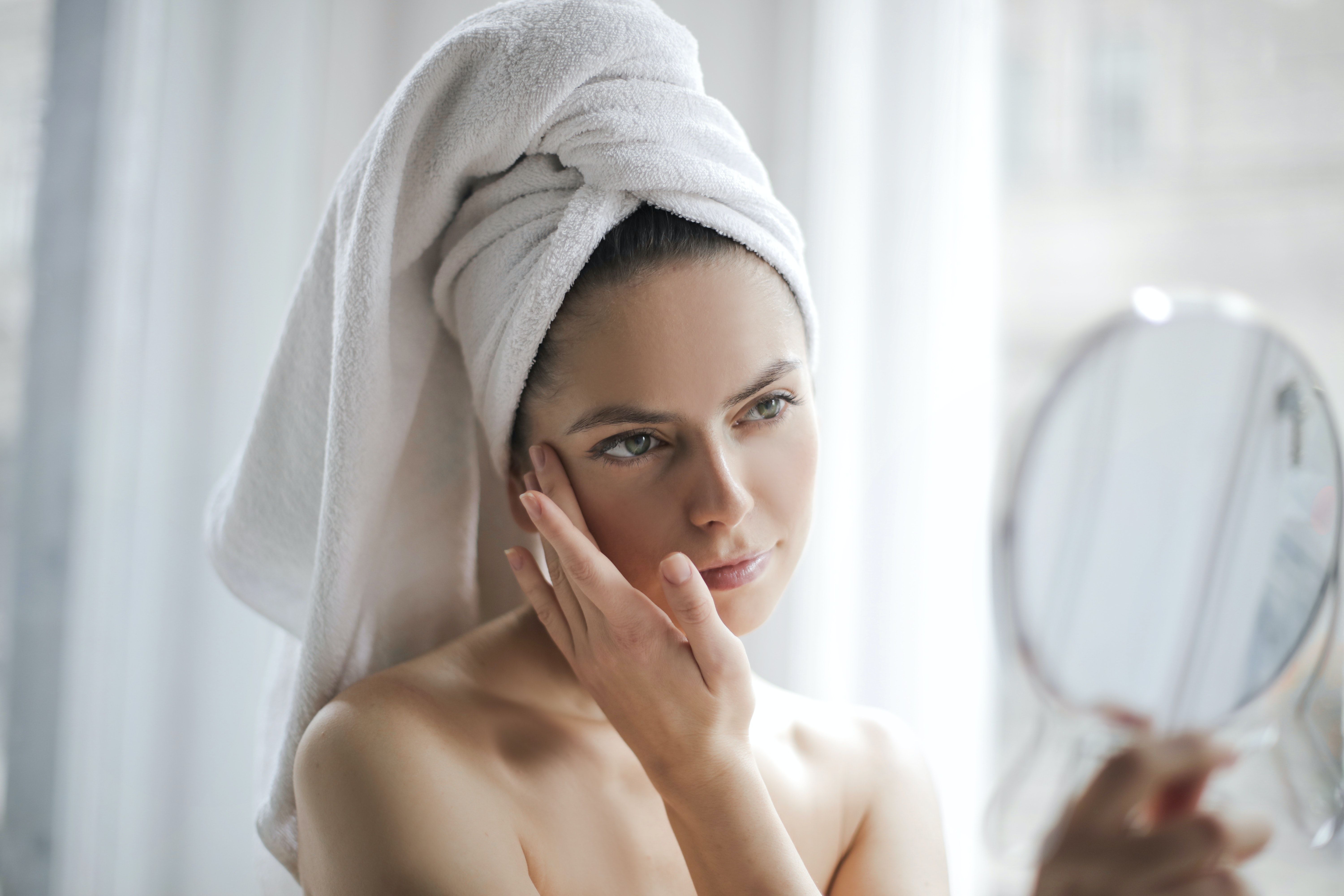 Urutan Skincare Pagi Sesuai Jenis Kulit yang Aman dan Tepat