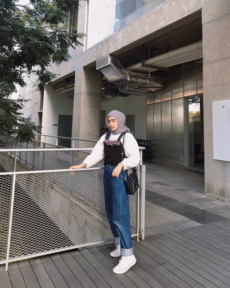11 OOTD Hijab Remaja SMA yang Stylish dan Kekinian