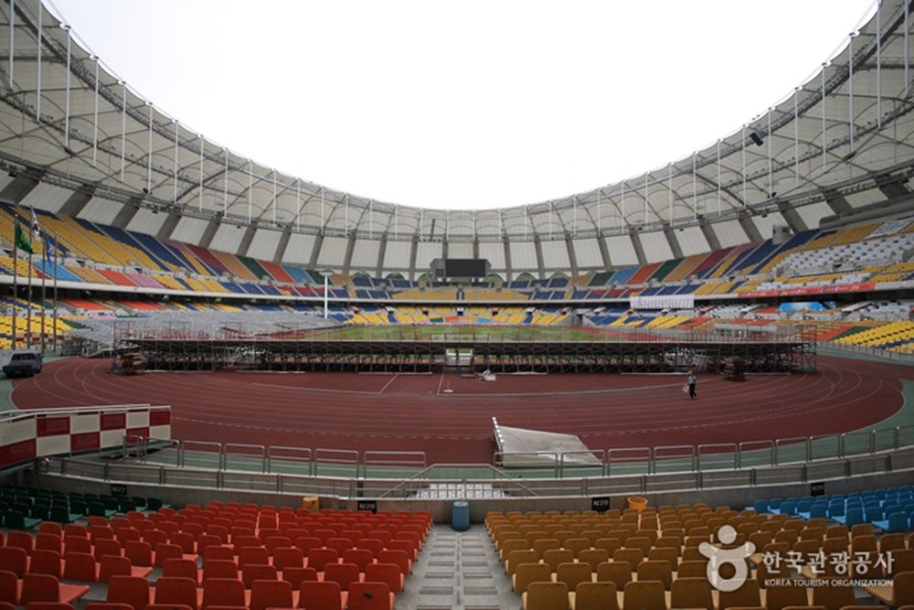 Jadi Duta World Expo 2030, BTS Gelar Konser Gratis di Busan?