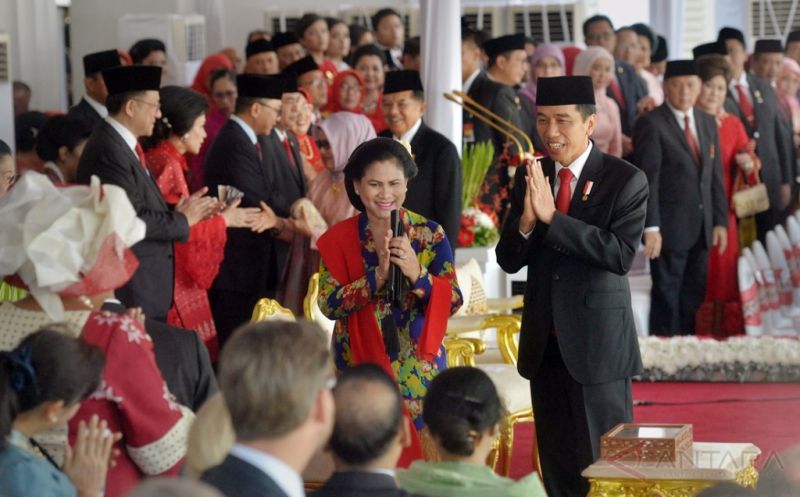 Gaya Presiden Jokowi & Iriana di Upacara HUT RI dari Tahun ke Tahun