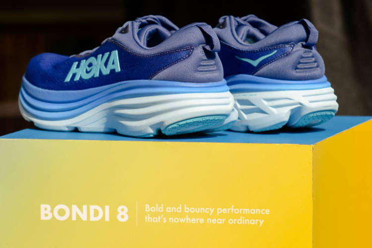 HOKA Luncurkan Sepatu Terbaru Dan Kampanye 'Fly Human Fly'