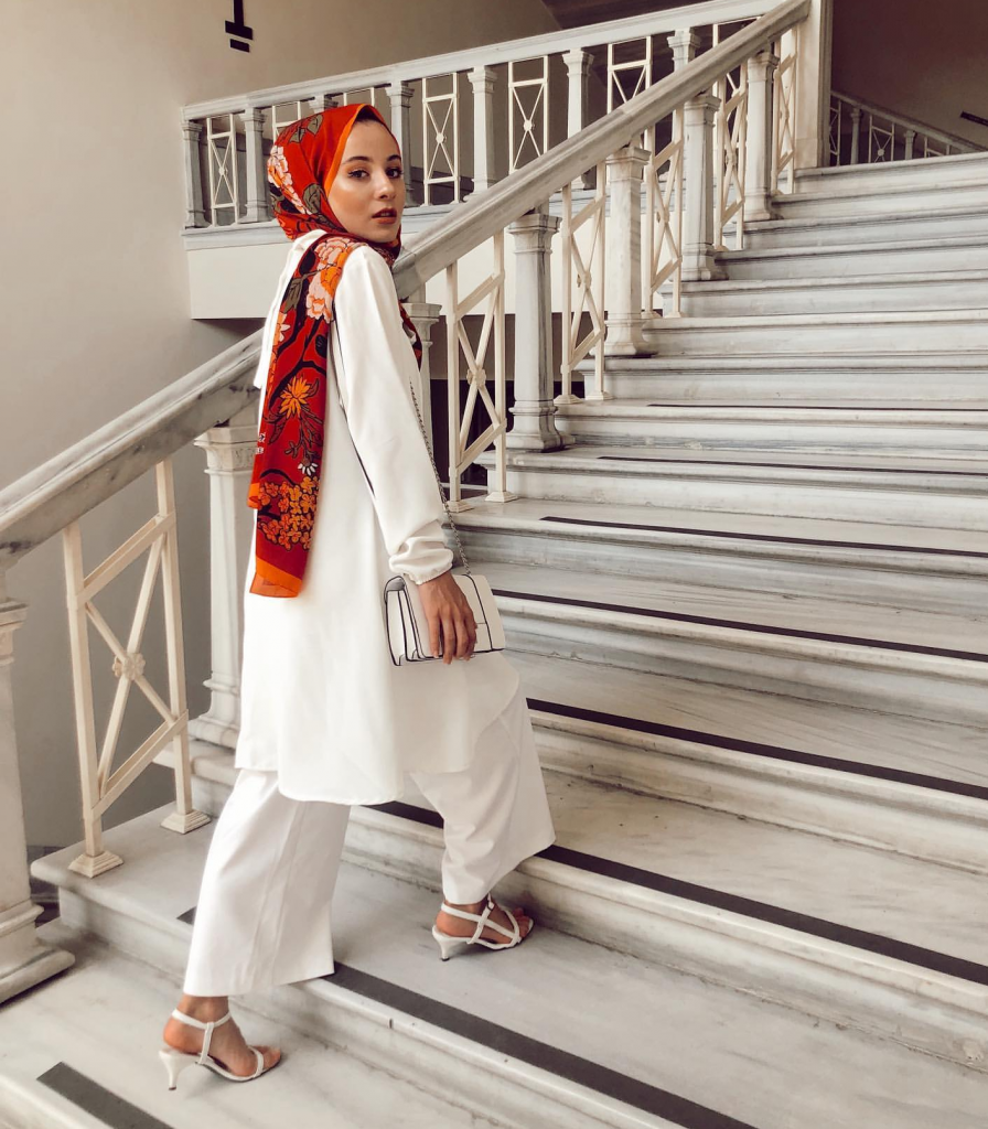 10 Hijab Colors That Match White Clothes, Stop Buying!