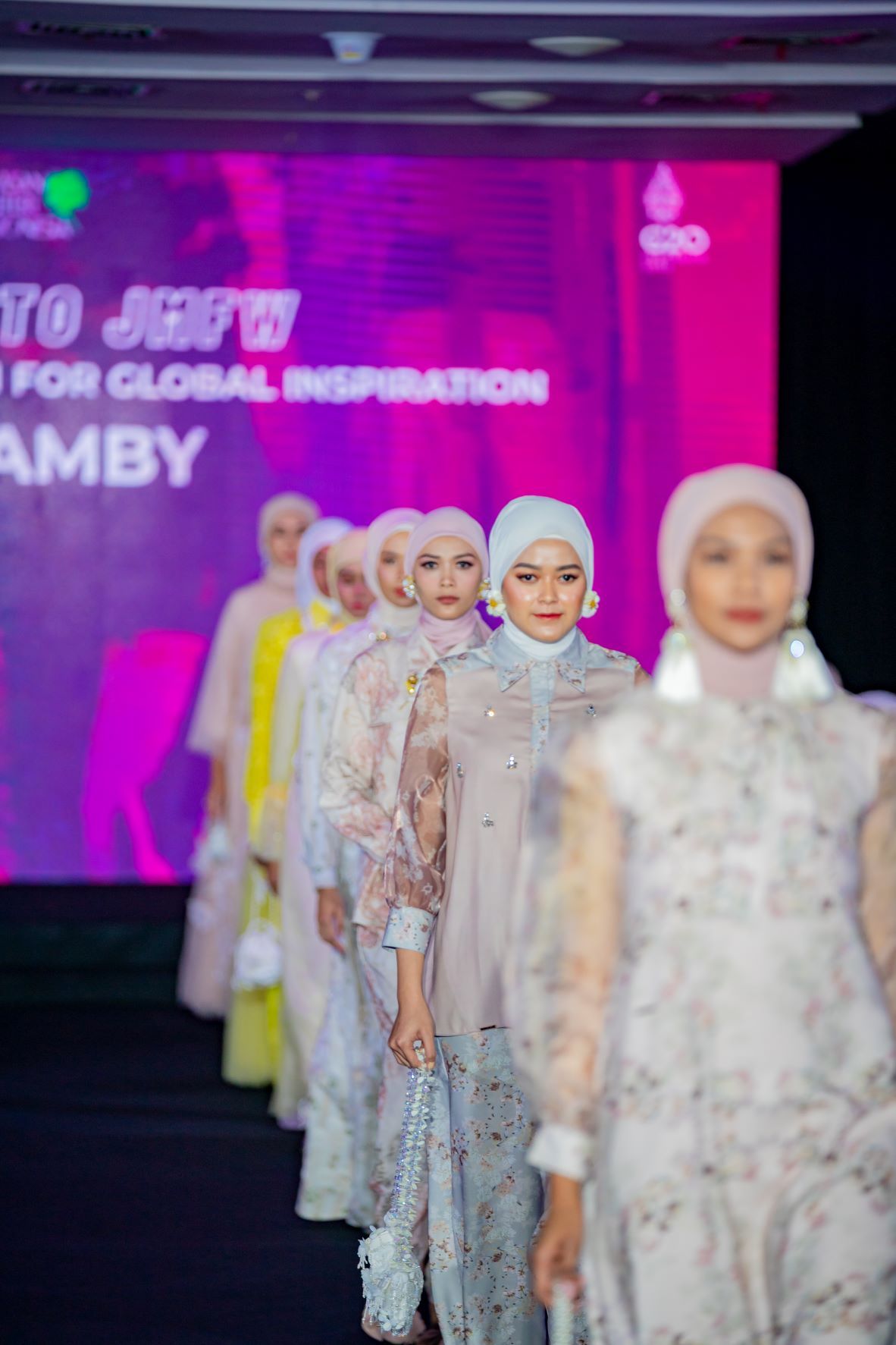 8 Sign Out for the Road to Jakarta Muslim Fashion Week 2023