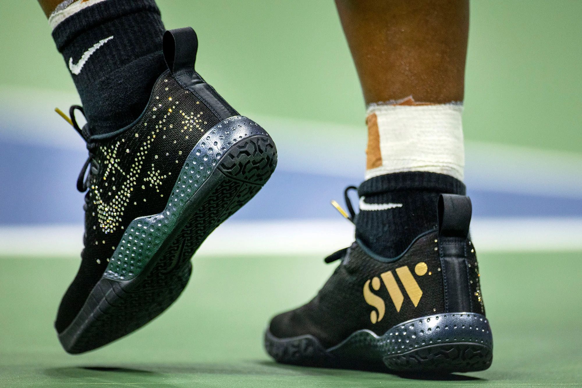 Serena Williams wears diamond shoes at the 2022 US Open