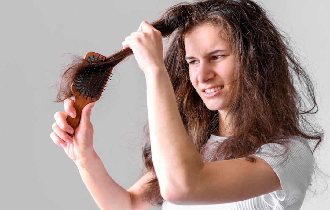 4 Uses of Oregano Oil for Hair