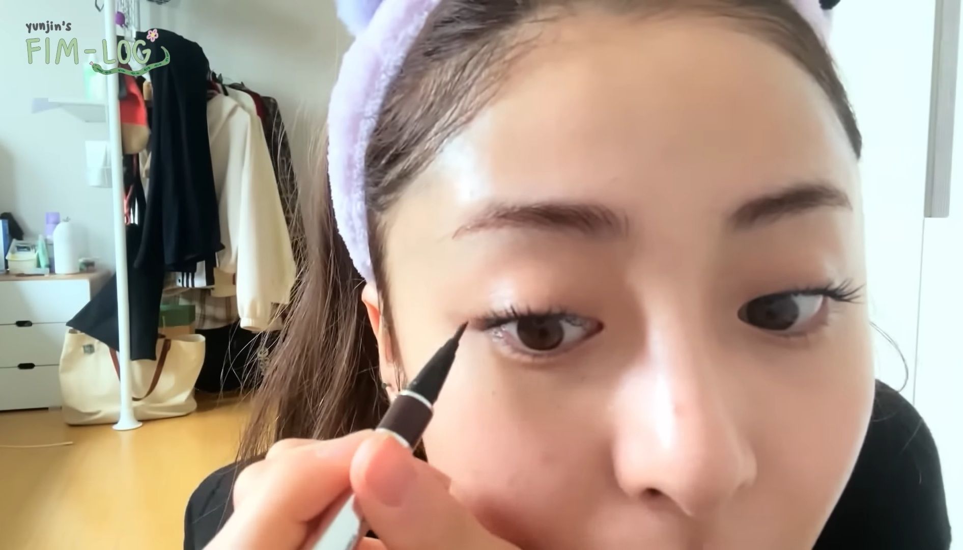 Looking Fresh, Take a sneak peek at Yunjin's 'Le Sserafim' daily makeup routine 