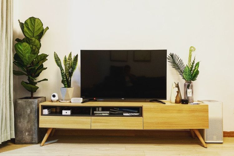 10 Rekomendasi SmartTV dan Harganya, Cocok untuk Hiburan di Rumah!